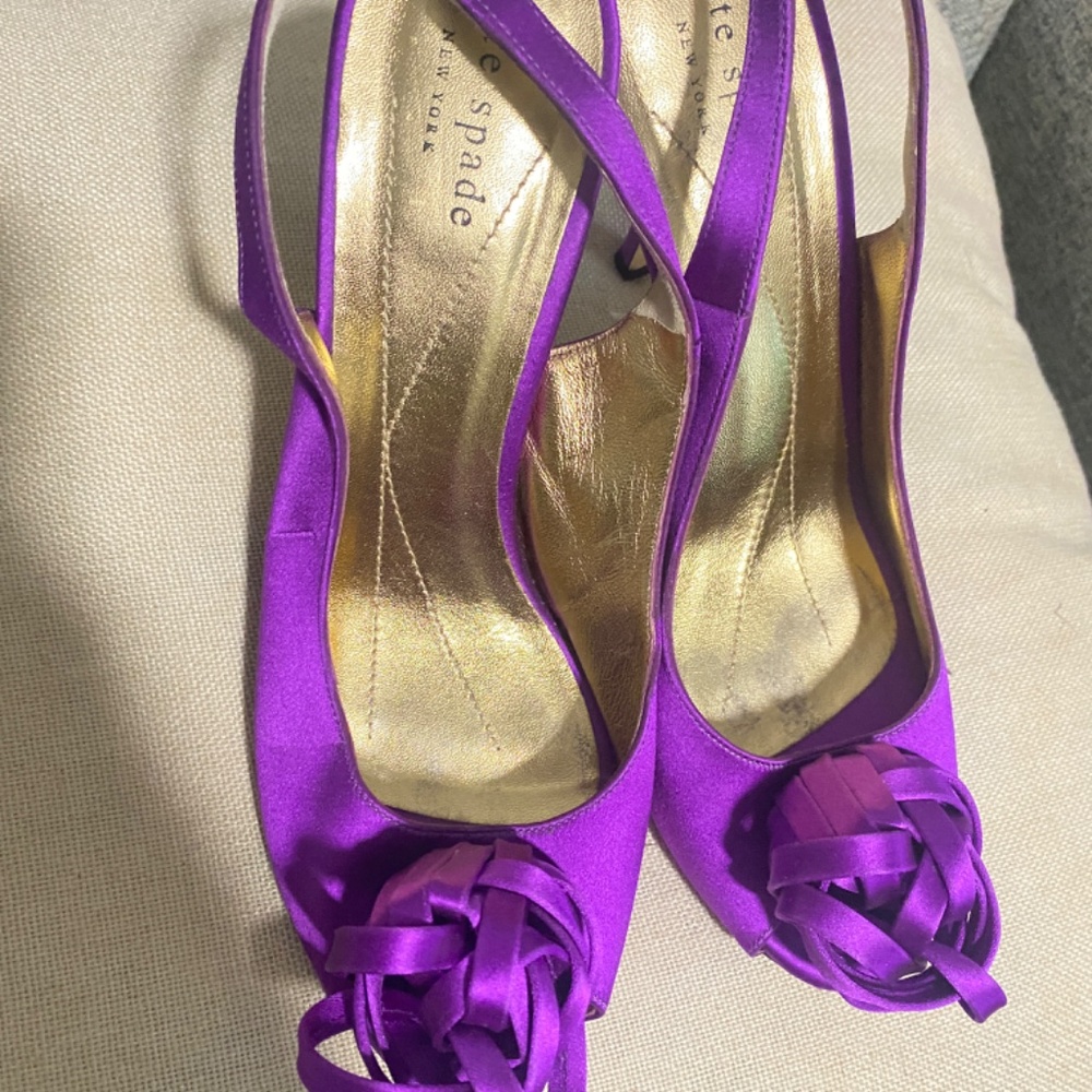 Heels - Picture 2 of 9